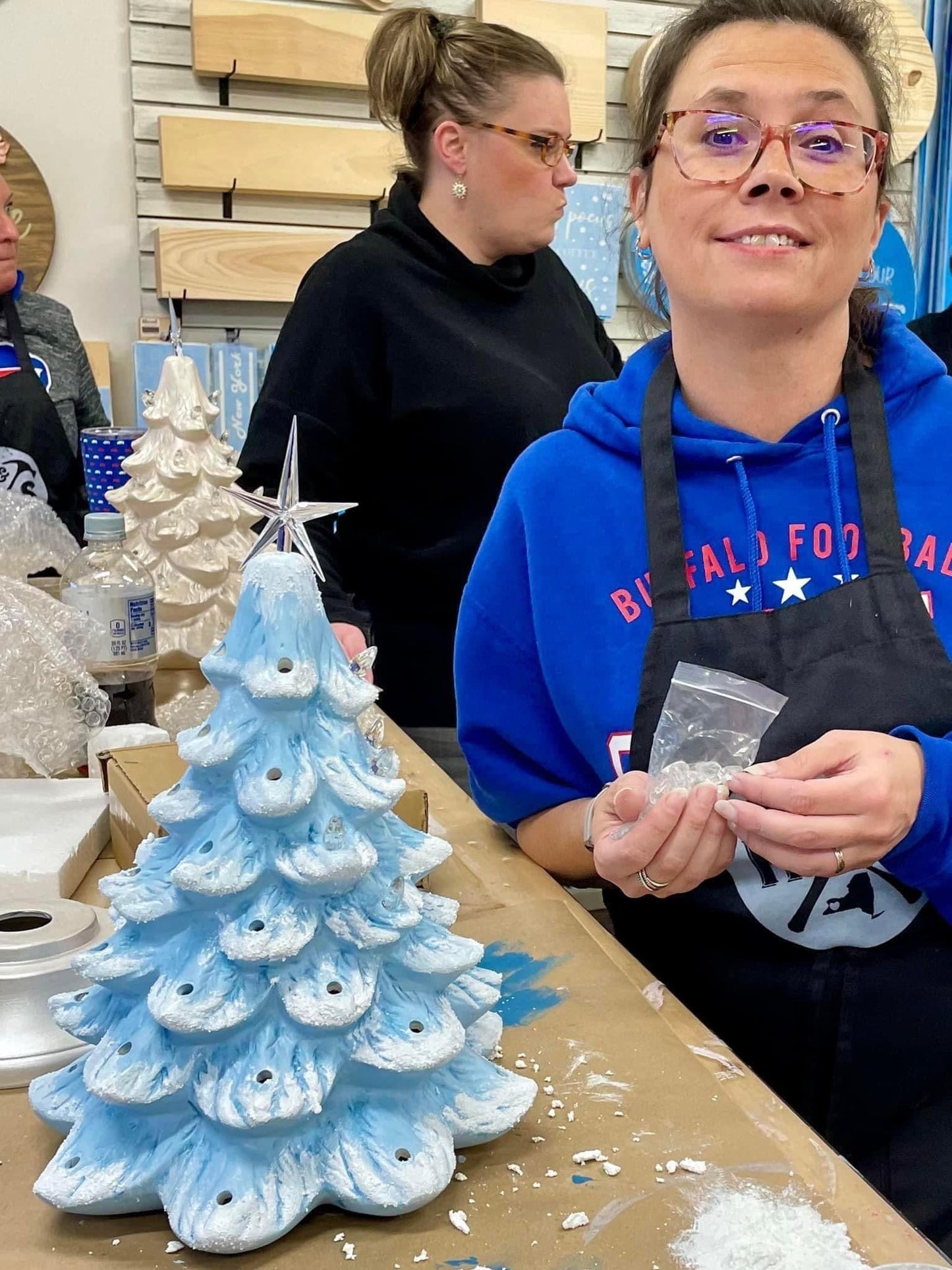 12/08/23 HOLIDAY CERAMICS BENEFITING LIMESTONE ANIMAL ALLIANCE 2:00PM