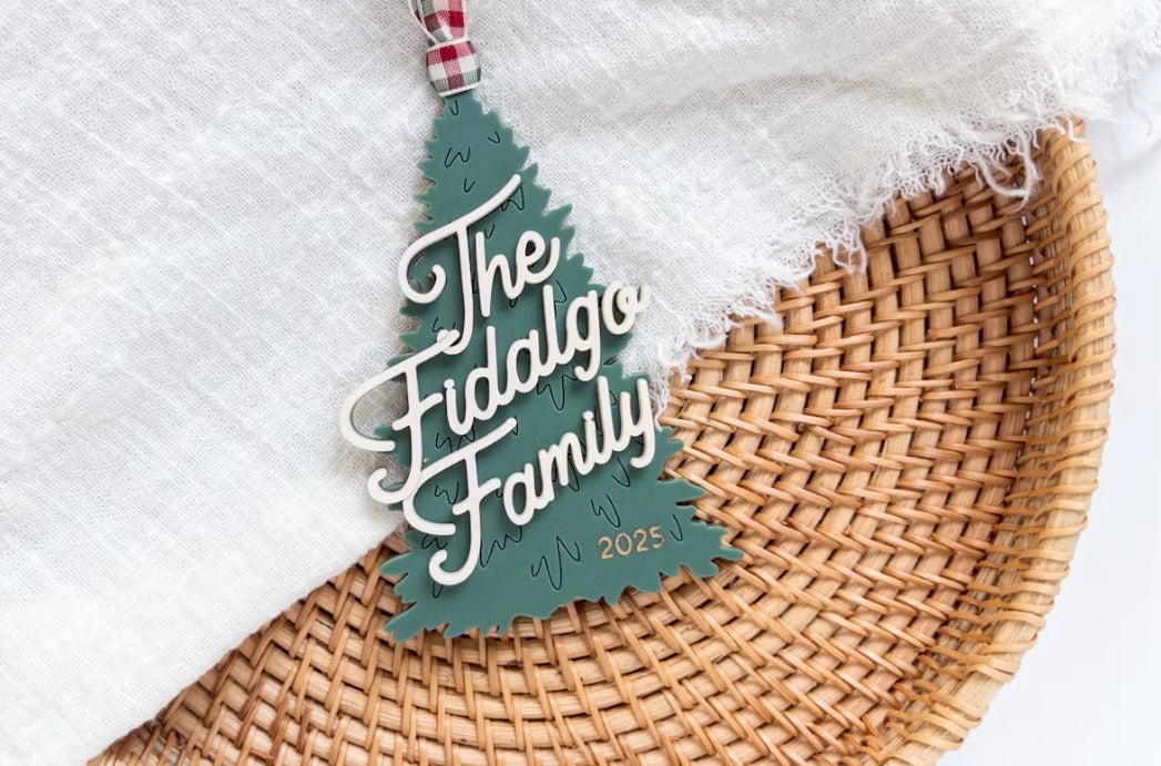 30 DAYS OF ORNAMENT - PERSONALIZED FAMILY NAME TREE ORNAMENT