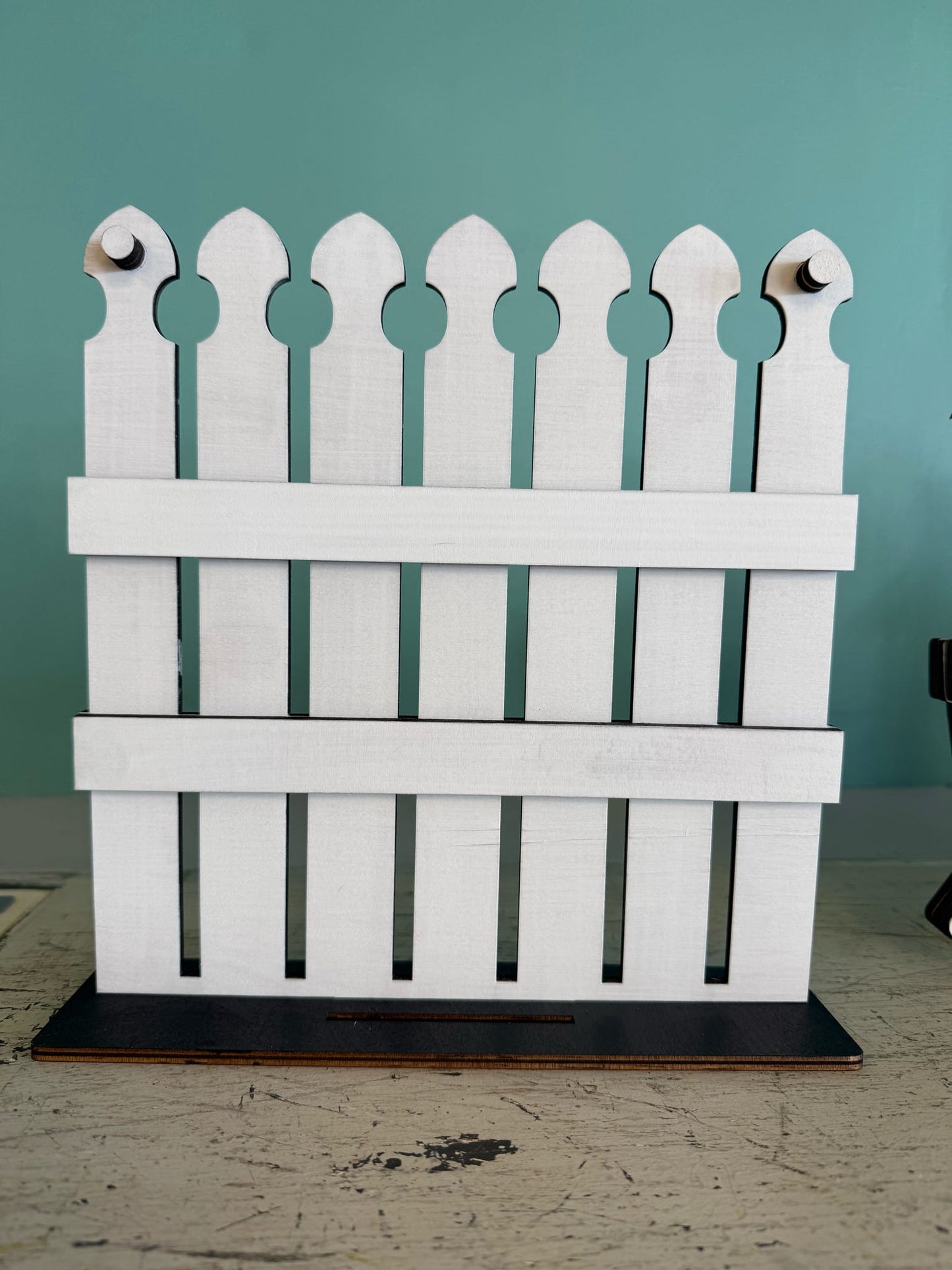 INTERCHANGEABLE FENCE