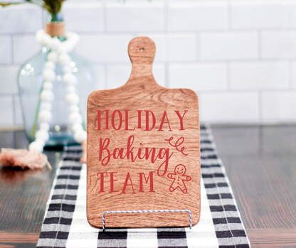 HOLIDAY DECORATIVE CUTTING BOARDS (14X9")