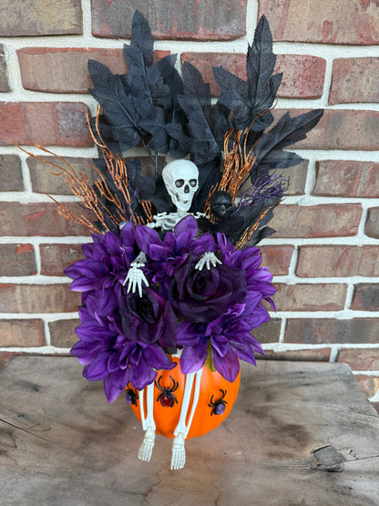 10/09/26 FRIDAY-Halloween Floral Pumpkins 6:30pm