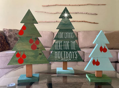 HOLIDAY PALLET TREE TRIO